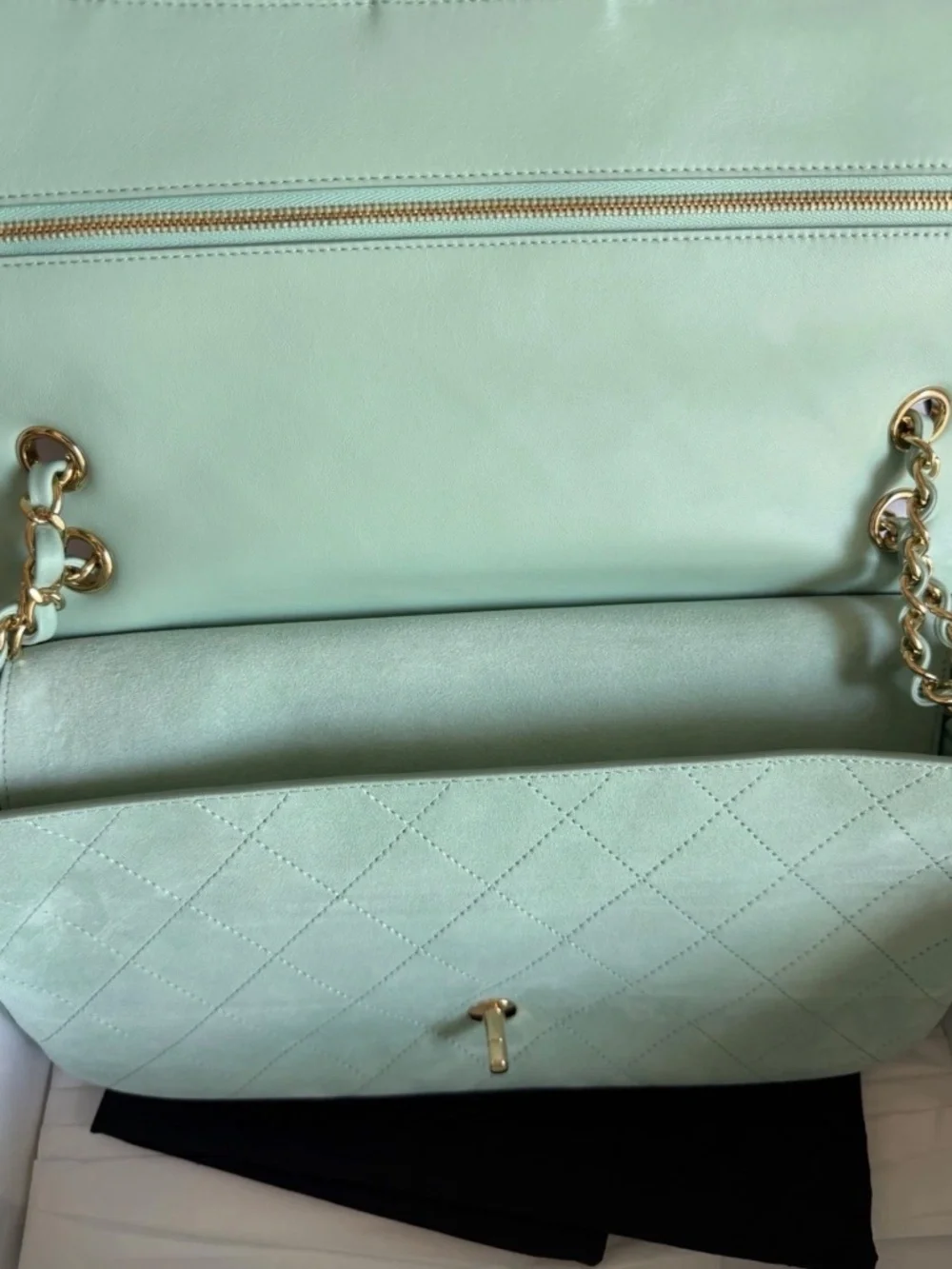 CHANEL 26S Maxi Souplissimo Medium Flap in Green Suede Gold CC Matthieu Blazy